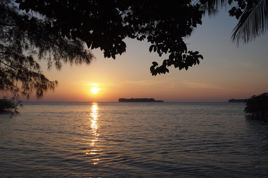 sunset pulau pantara