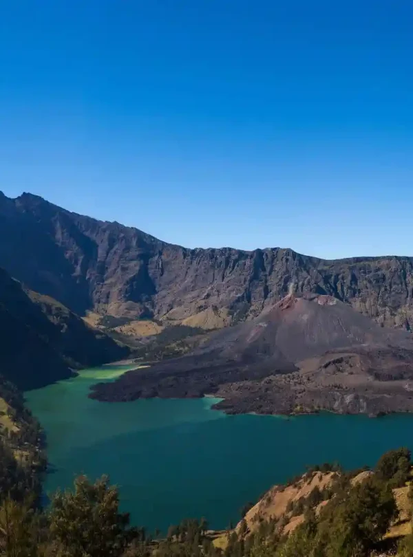 Mount rinjani trekking Volcano