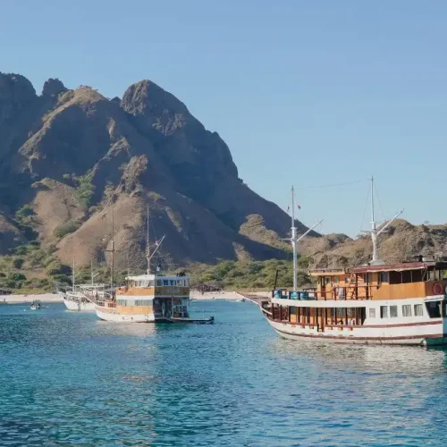 PAKET LABUAN BAJO